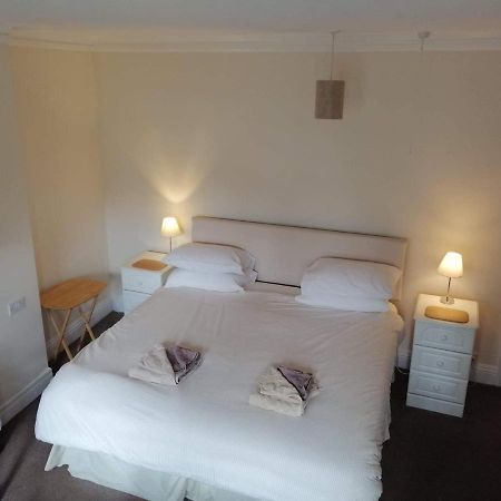 Отель Prospect House Уитби Экстерьер фото